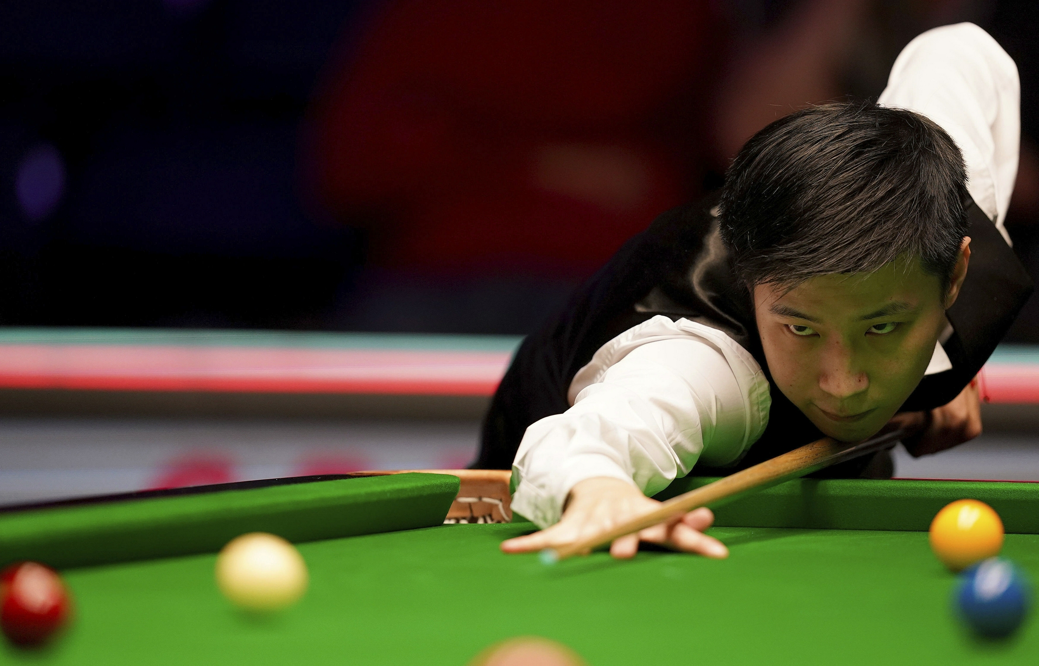 赛车尾翼倾 赛车尾翼倾