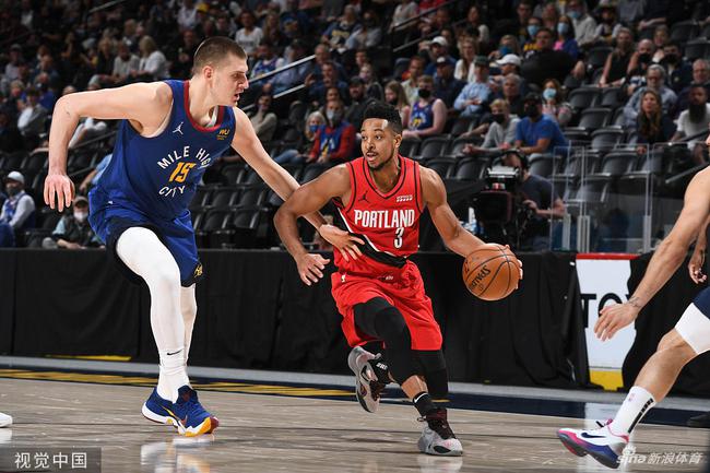 依据航线与 依据航线与